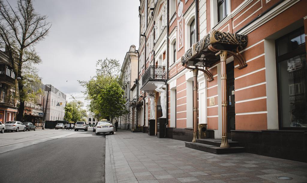 подол плаза Отель